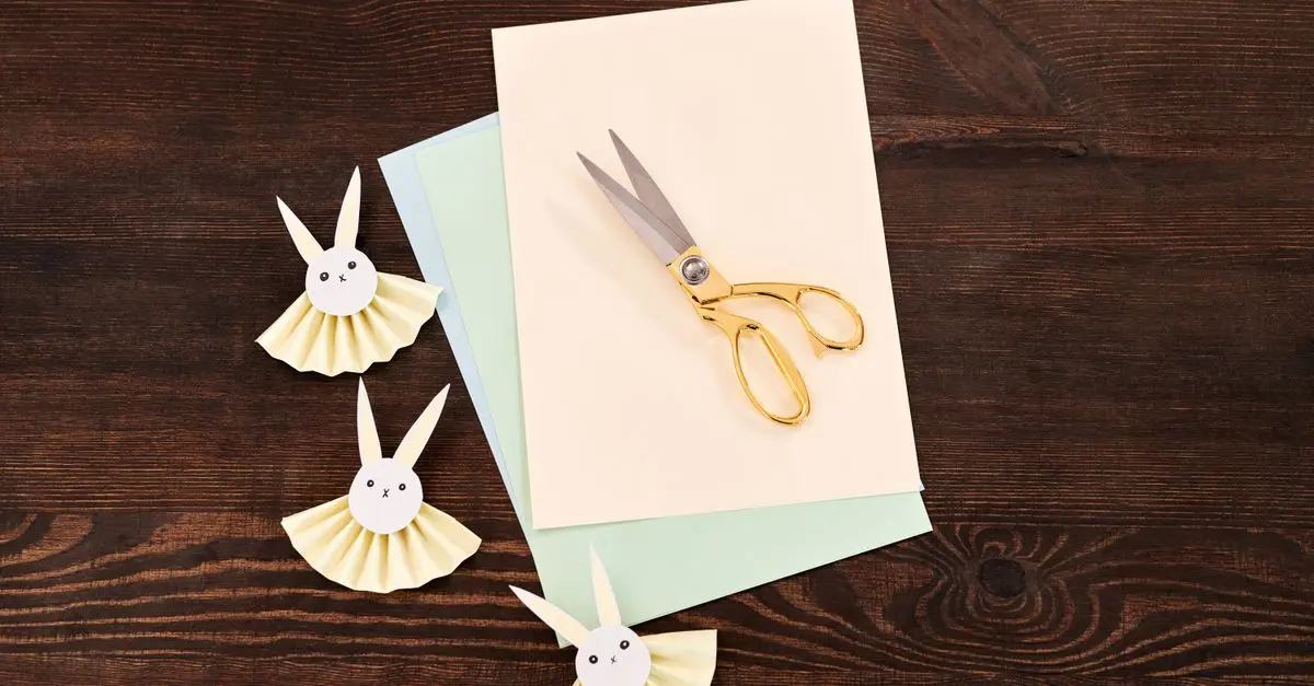 Beginner's Guide to Paper Crafts